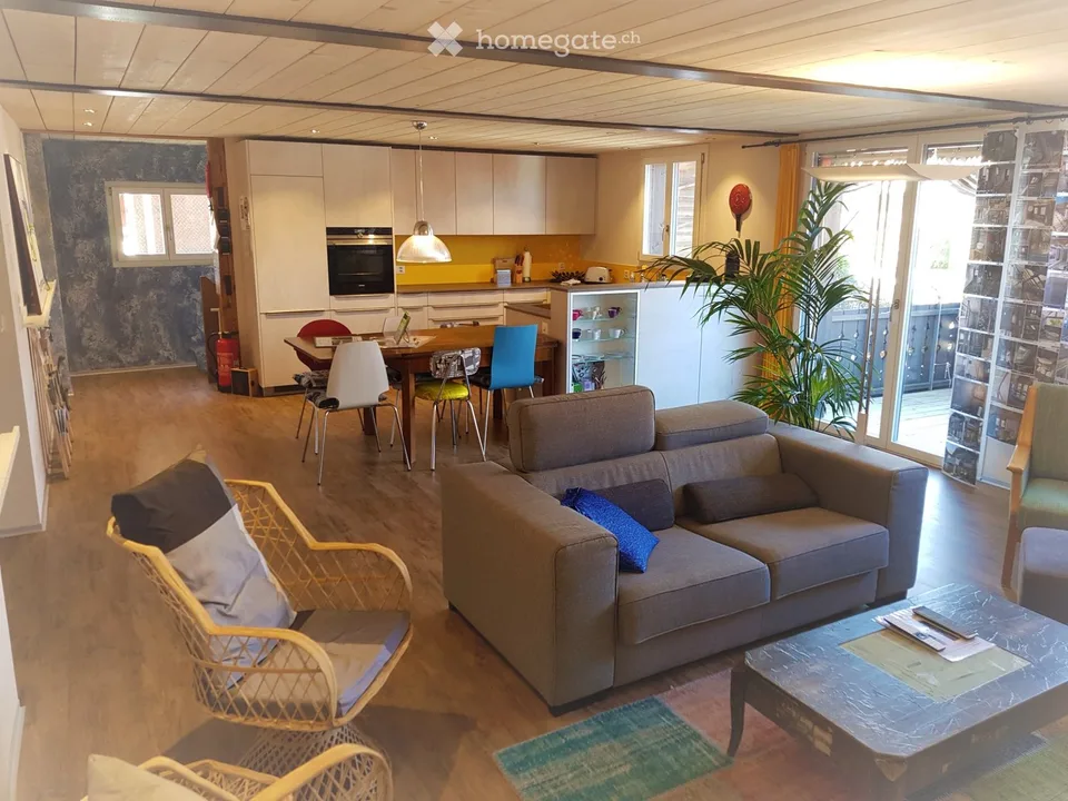 170 m2 auf 2 Etagen, 4,5 Zimmer, modern, zentral, ruhig