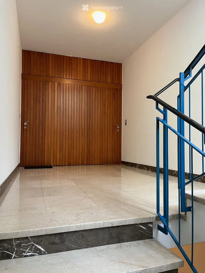 Prächtige Wohnung mit Seeblick – Foto 3 von 5
