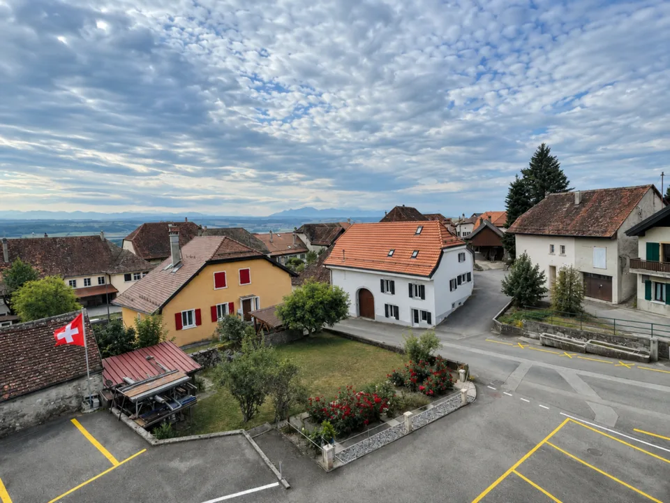 Wohnung mit 5 Zimmern, Terrasse und Garten – Foto 8 von 18