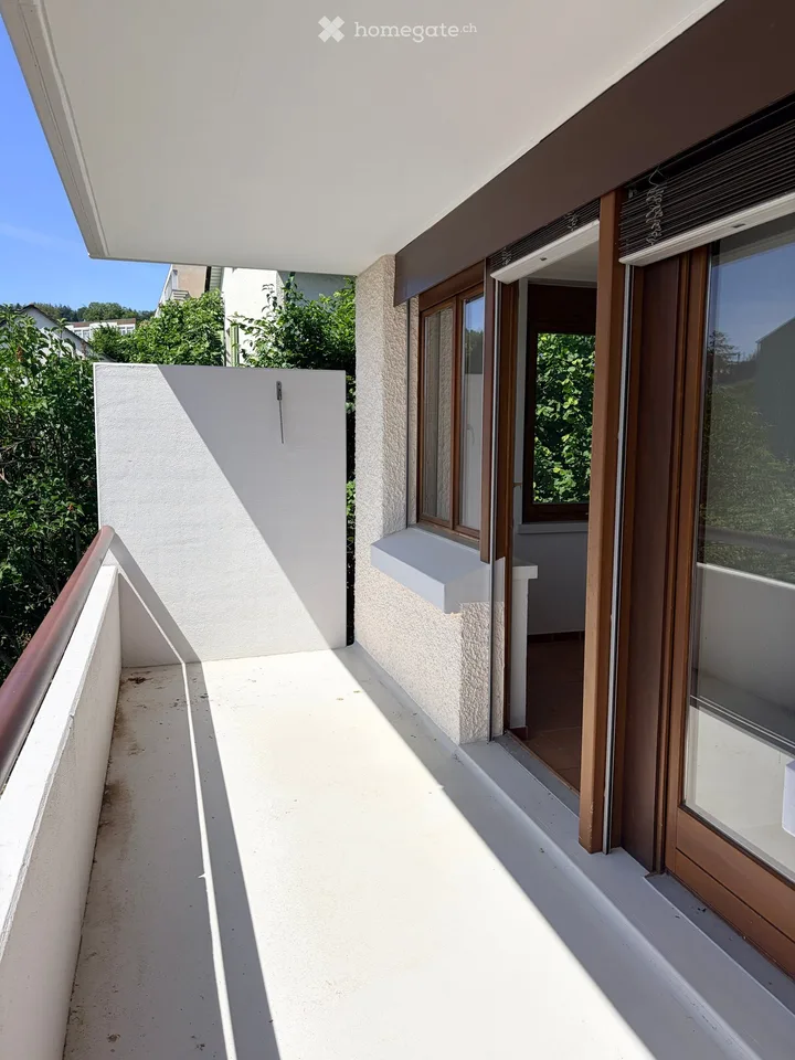 Corner house (semi-detached house) with large garden in Dielsdorf