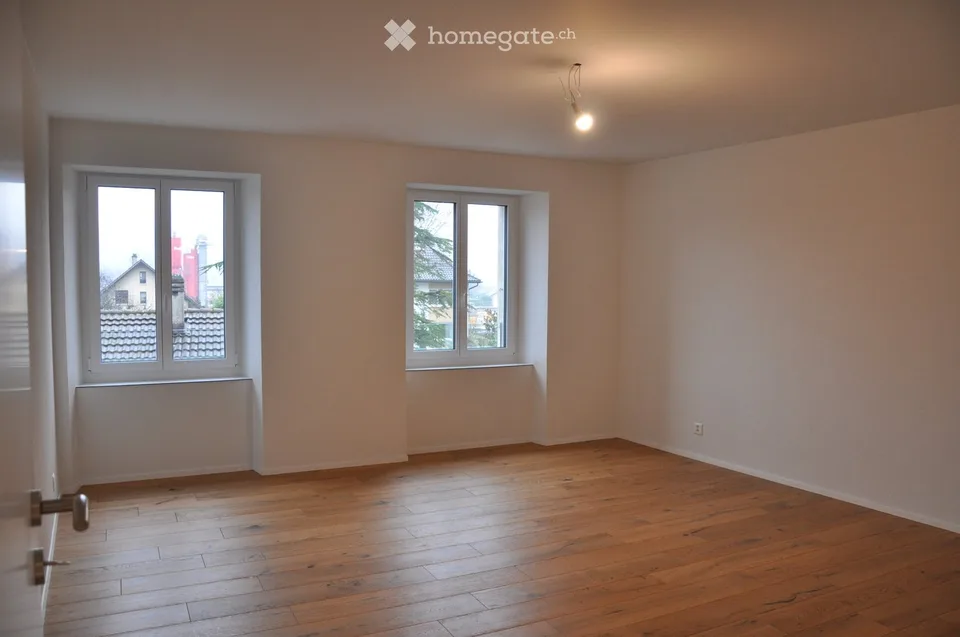 Apartment 3.5 rooms renovated, 102 m² in the center of Landeron