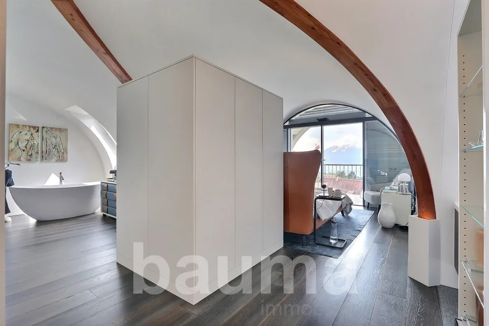 Wohnung im Dachgeschoss mit 4 Schlafzimmern und Panoramablick – Foto 10 von 13