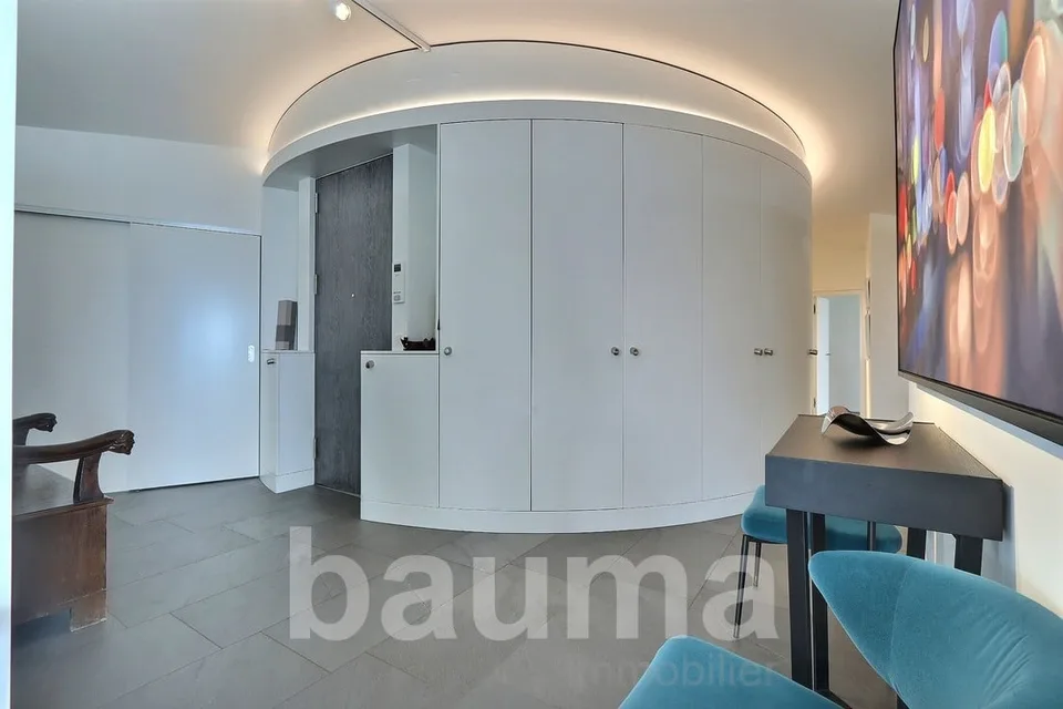 Wohnung im Dachgeschoss mit 4 Schlafzimmern und Panoramablick – Foto 9 von 13