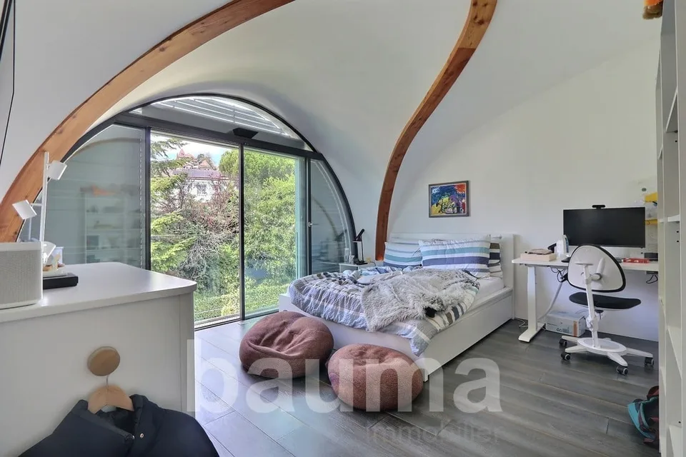 Wohnung im Dachgeschoss mit 4 Schlafzimmern und Panoramablick – Foto 13 von 13