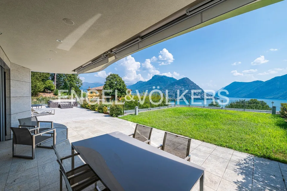 Esclusivo appartamento con giardino e vista lago – foto 2 di 13