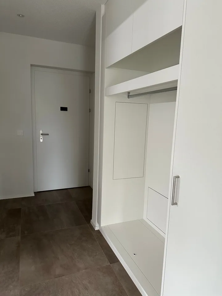 Modern 4-room new apartment with balcony and beautiful view in Uetendorf
