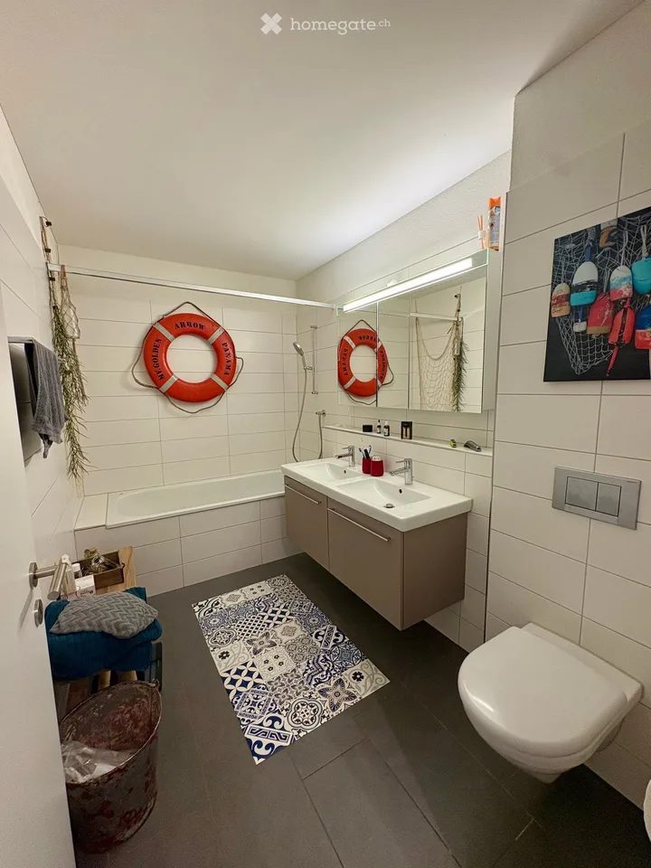 Bright wheelchair-accessible 3.5-room apartment in Ossingen – Minergie standard