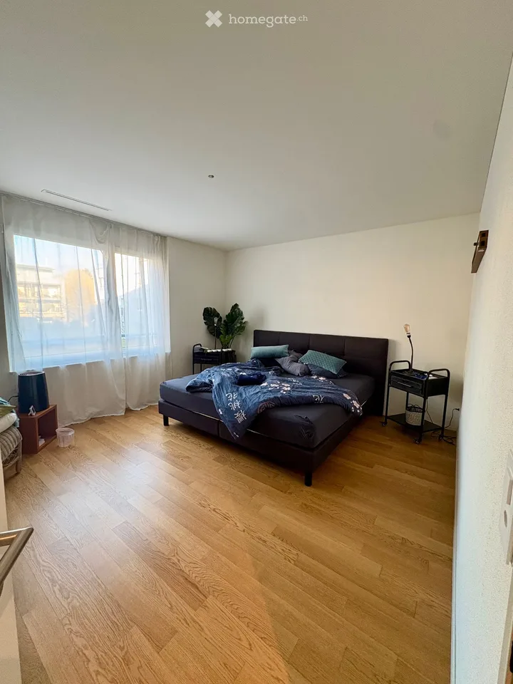 Bright wheelchair-accessible 3.5-room apartment in Ossingen – Minergie standard