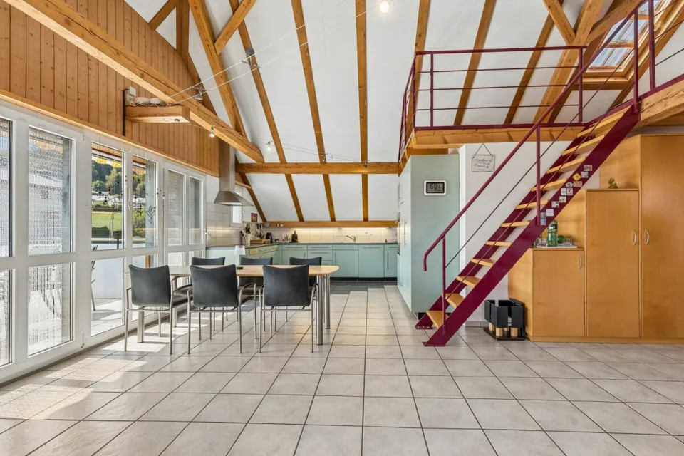 Charmante 5.5-Zimmer-Maisonettewohnung in Meikirch – Foto 4 von 15