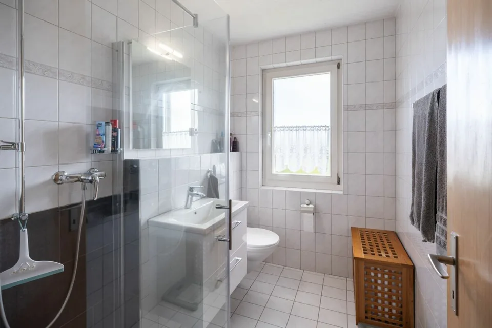 Vivere con vista - Grande casa familiare con appartamenti a Belp – foto 7 di 19