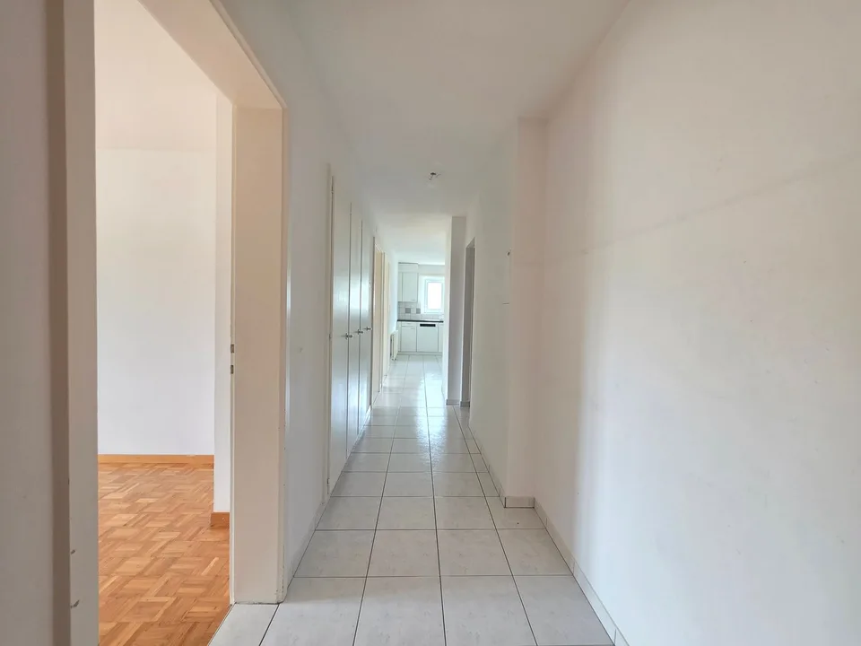 Appartement moderne et spacieux de 4 pièces à louer immédiatement