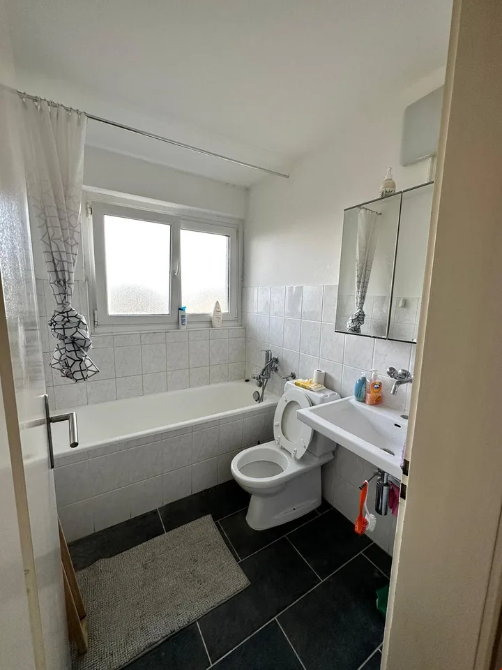 Modern 2.5 room apartment in the heart of Kirchberg