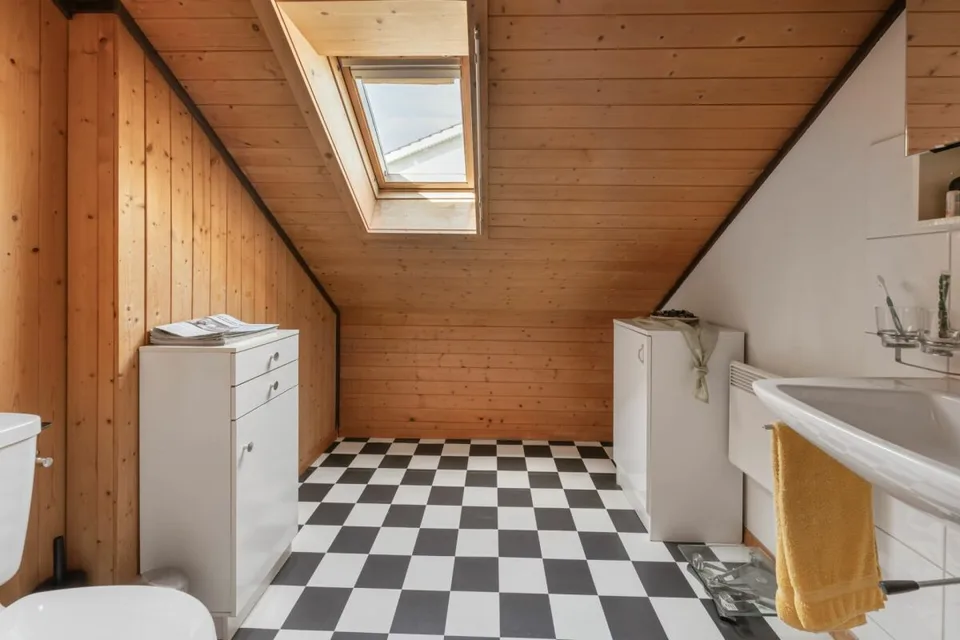 Charming 4-room maisonette apartment