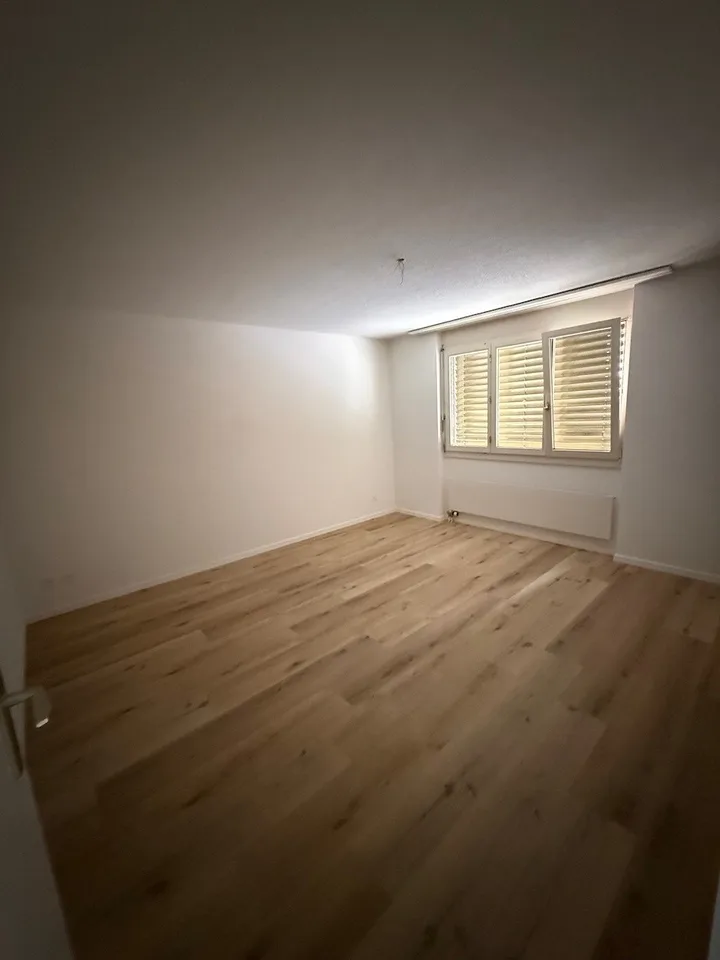 Helle 2.5-Zimmer-Wohnung mit Balkon im 4. OG – sofort verfügbar in Oberuzwil