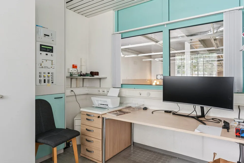 Espace commercial spacieux au Bärenplatz à Fahrwangen! – photo 12 sur 16