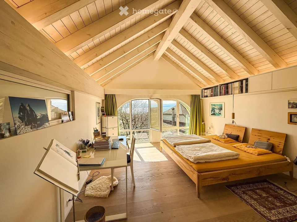 Duplex 5,5 Zimmer, 231 m² — Wohnzimmer von 90 m², Suite, Garage für 6 Fahrzeuge – Foto 11 von 23