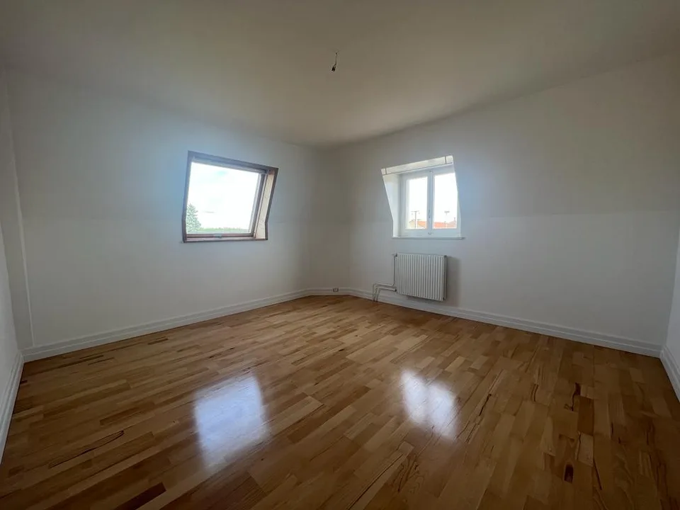 Helles 4.5-Zimmer-Wohnung in Courgenay