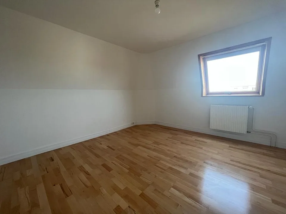 Helles 4.5-Zimmer-Wohnung in Courgenay