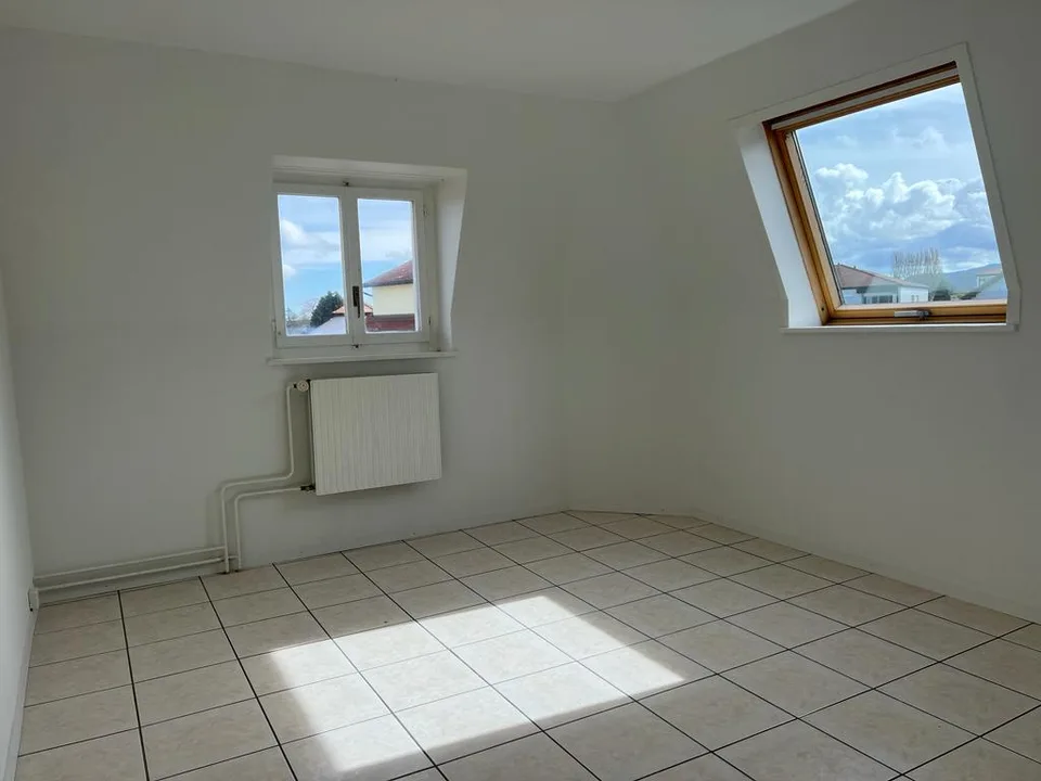 Helles 4.5-Zimmer-Wohnung in Courgenay