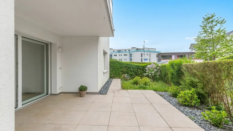Appartamento giardino confortevole di 4,5 locali con due aree esterne – foto 12 di 13