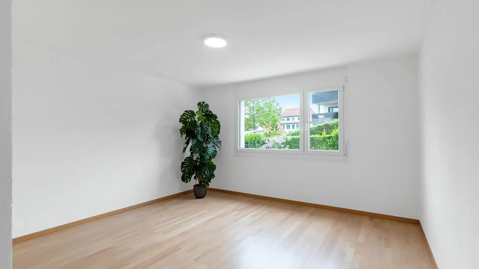 Appartamento giardino confortevole di 4,5 locali con due aree esterne – foto 8 di 13