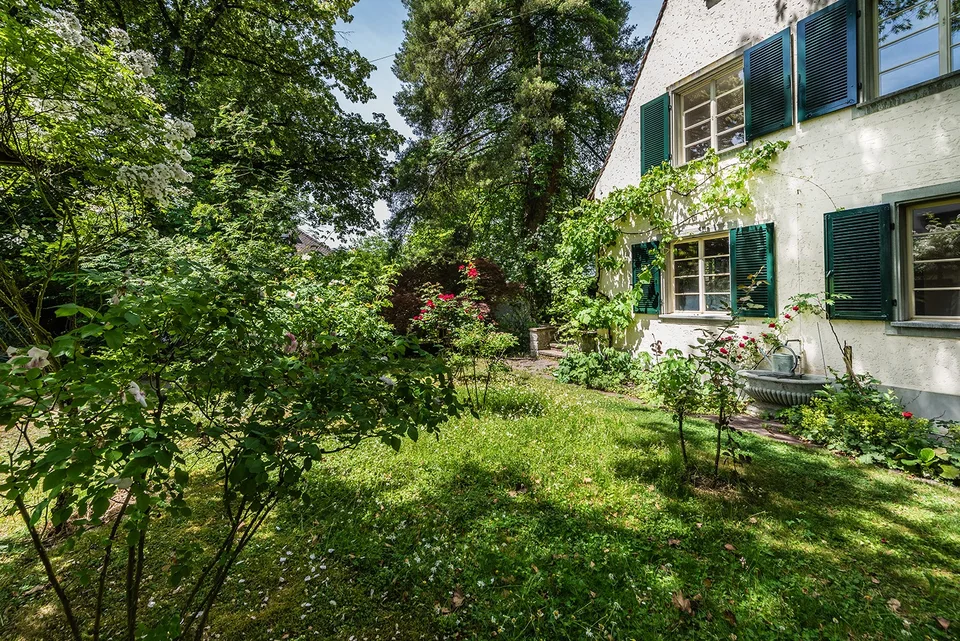 Maison de campagne de 9½ pièces avec grand jardin et beaucoup d'intimité – photo 6 sur 13