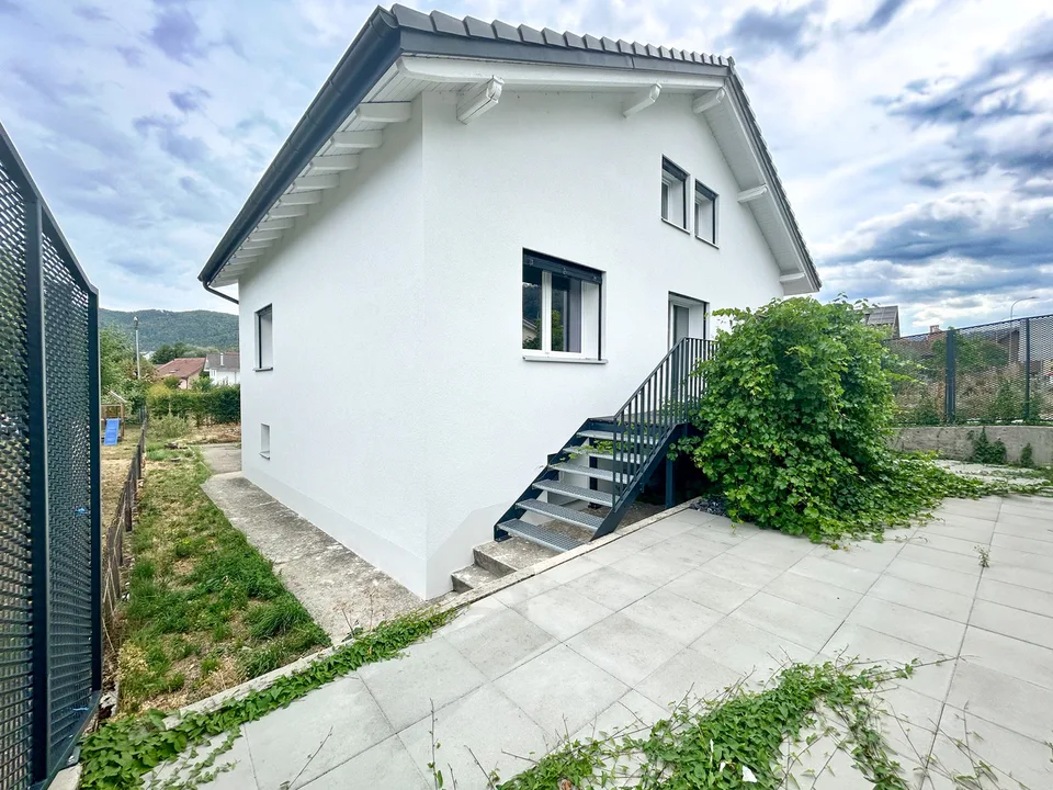 Geräumiges Haus mit Anbau in Vicques, renoviert 2025 – Foto 3 von 26