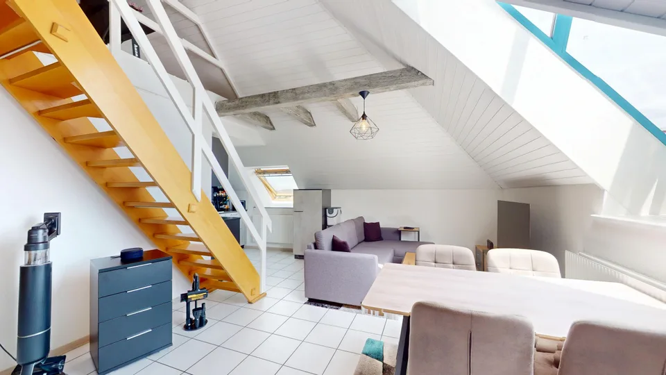 Studio mit Galerie, ideal für Investoren – Foto 8 von 16