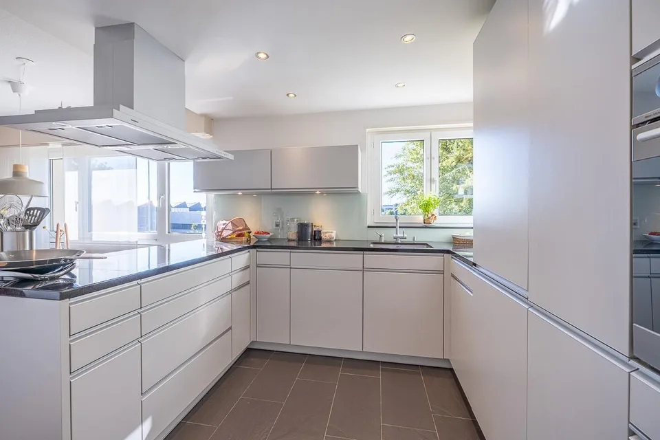 4.5-Zi.-Wohnung mit Garagenplatz – Foto 4 von 11