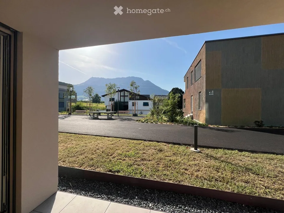 Erstbezug: 4.5-Zimmer-Gartenwohnung mit Rigi-Sicht – mitten im Naherholungsgebiet