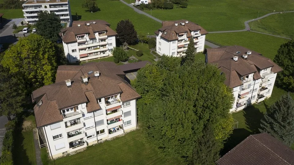 HOBBY-/LAGERFLÄCHE ZU VERMIETEN IN AZMOOS – Foto 1 von 1