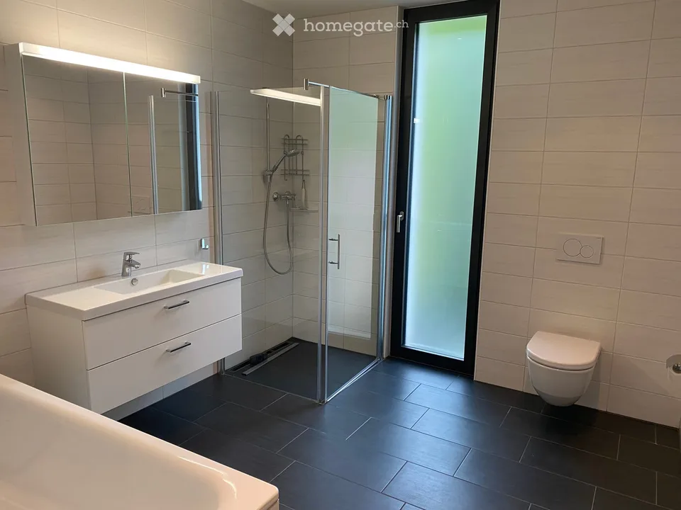 4.5-Zimmer-Terrassenwohnung in Grellingen – ruhig, modern und barrierefrei