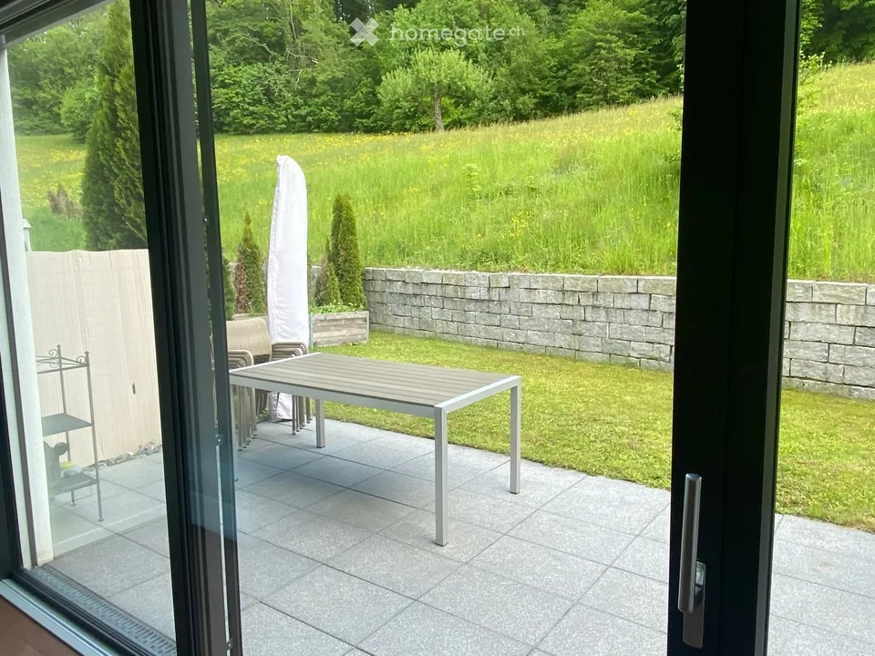 4.5-Zimmer-Terrassenwohnung in Grellingen – ruhig, modern und barrierefrei