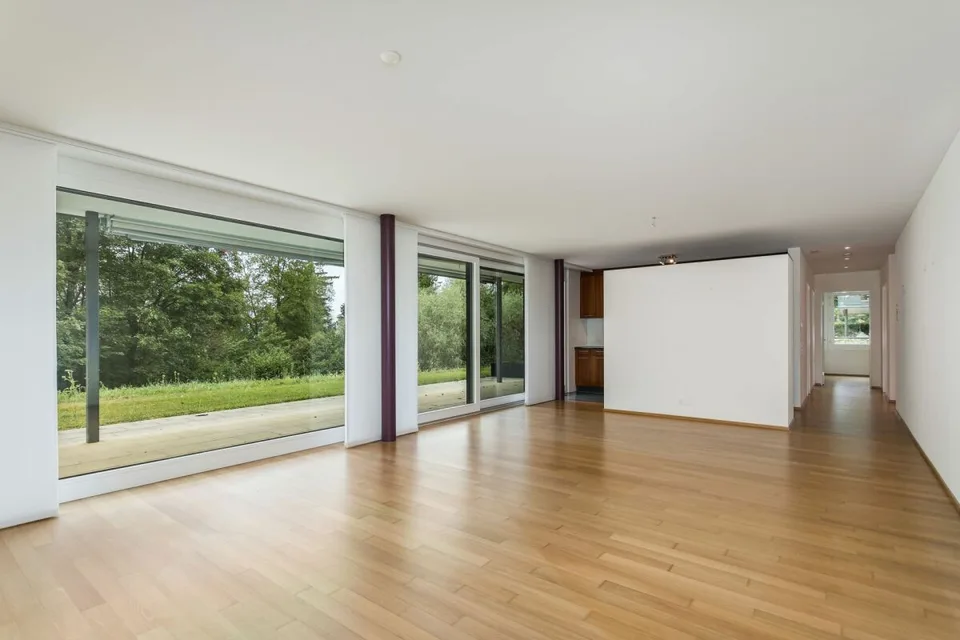Charmante 3.5-Zimmer-Gartenwohnung mit viel Privatsphäre in der Stadt Zug – Foto 4 von 11