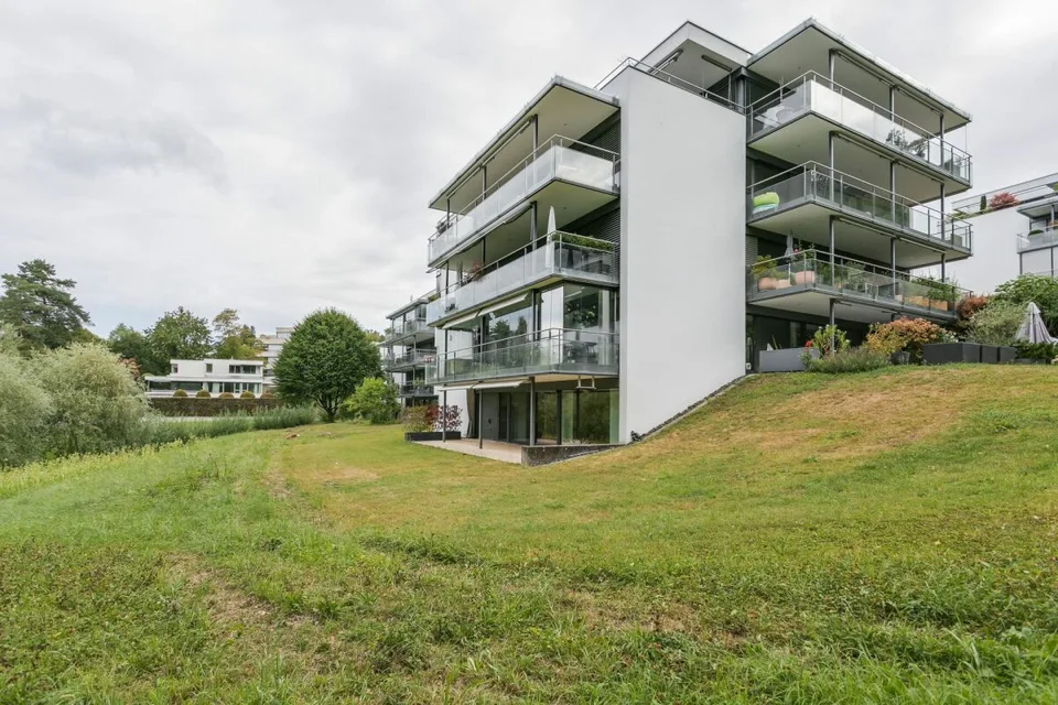 Charmante 3.5-Zimmer-Gartenwohnung mit viel Privatsphäre in der Stadt Zug – Foto 11 von 11