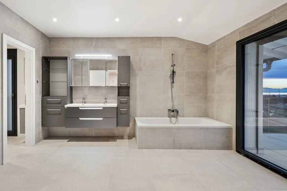 Villa d'exception 8.5 pièces, vue lac et Alpes, 9 places en sous-sol – photo 11 sur 13