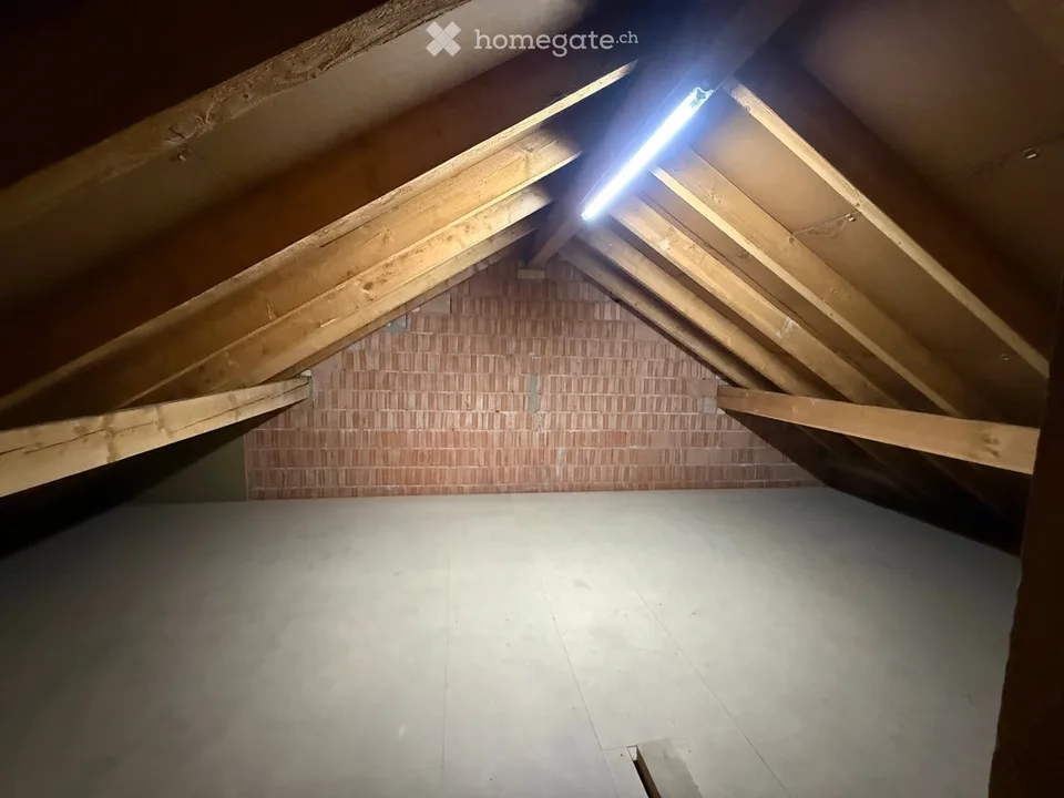 Delizioso appartamento di 3,5 locali in mansarda a Dagmersellen – disponibile immediatamente! – foto 11 di 13