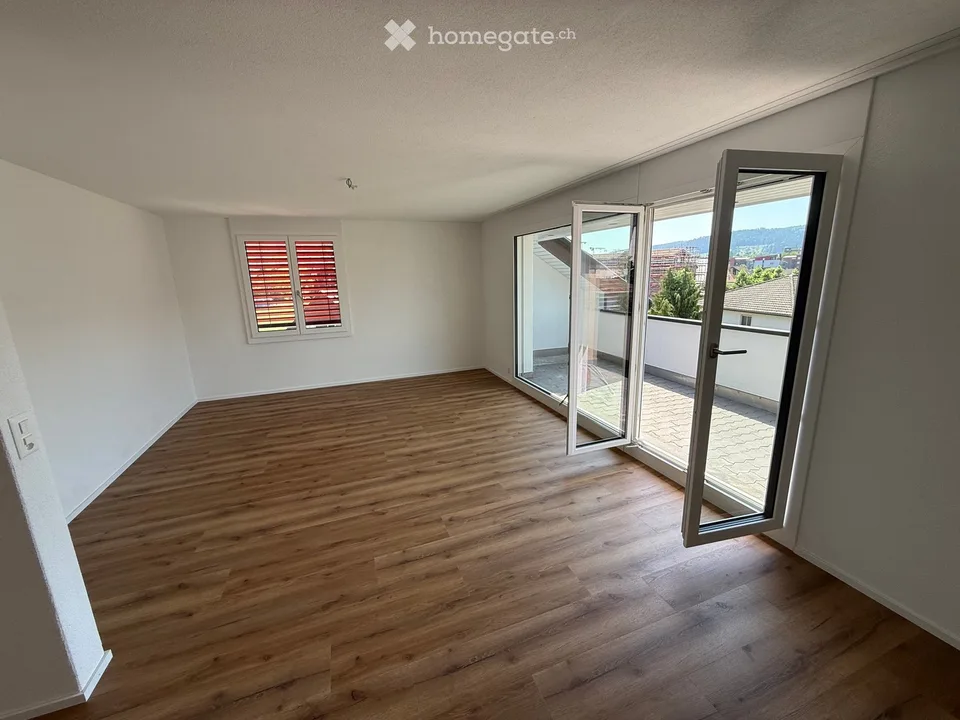 Delizioso appartamento di 3,5 locali in mansarda a Dagmersellen – disponibile immediatamente! – foto 4 di 13