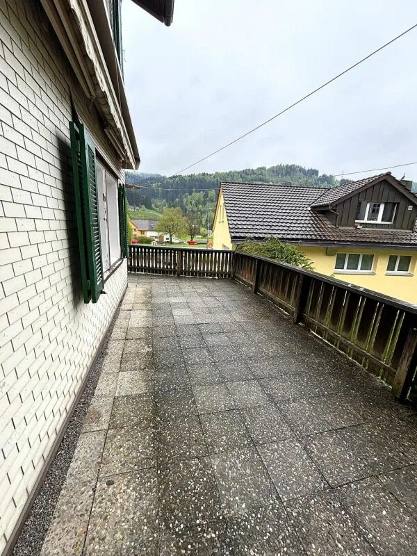 3.5-Zimmer Wohnung mit Wintergarten