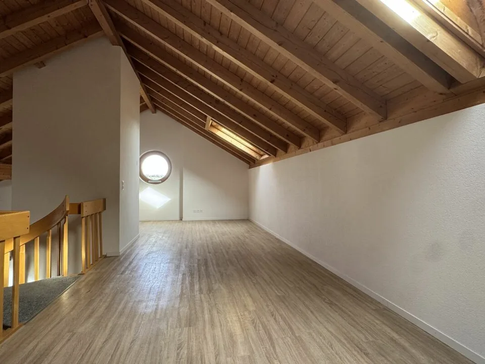 Grosszügige 5.5 Zi.- Maisonettewohnung, ca. 150m2