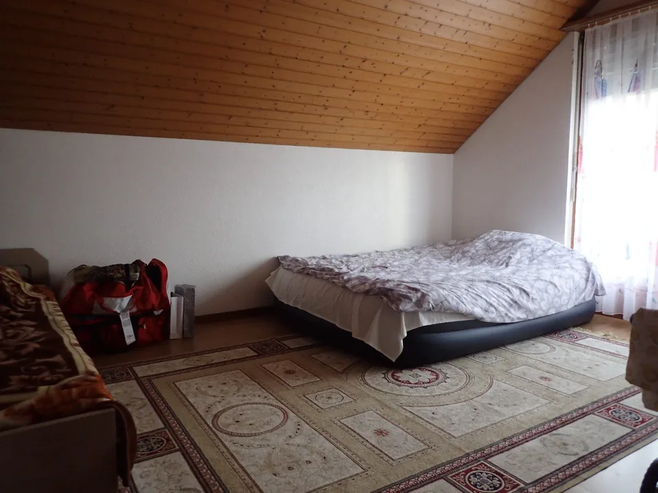 gemütliche 3.5-Zimmer-Dachwohnung mit Kamin