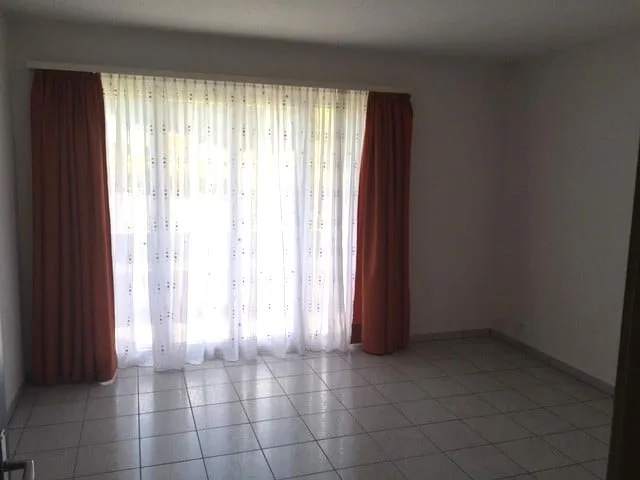 Wohnung 3.5 Zimmer, gut erschlossenes Wohngebiet