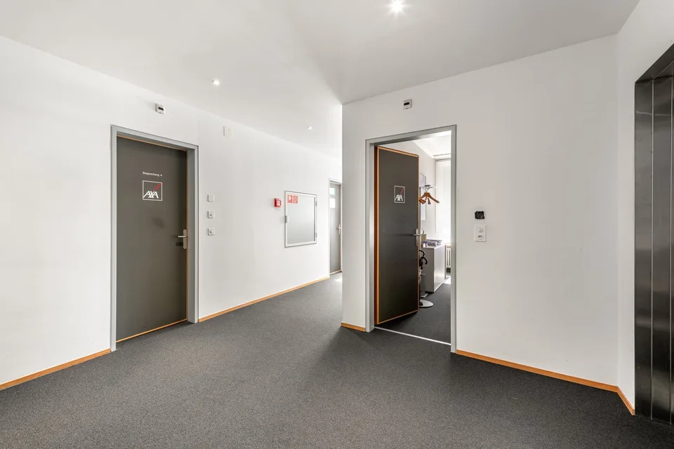 Spazio ufficio rappresentativo in posizione centrale a Wohlen – foto 12 di 12