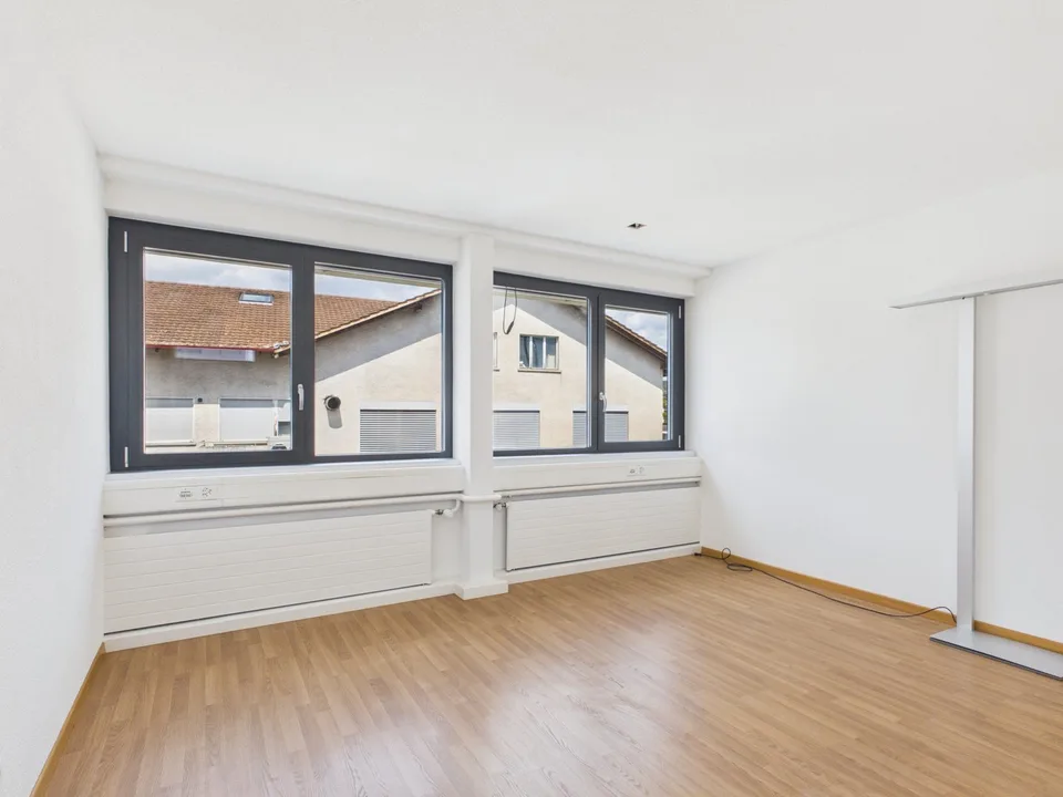 Uffici flessibili da 10m2 a 300m2 a Münsingen – foto 4 di 25