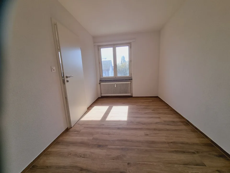 Helle, renovierte 3.5-Zimmer-Wohnung mit Balkon in Münchenstein – Foto 11 von 23