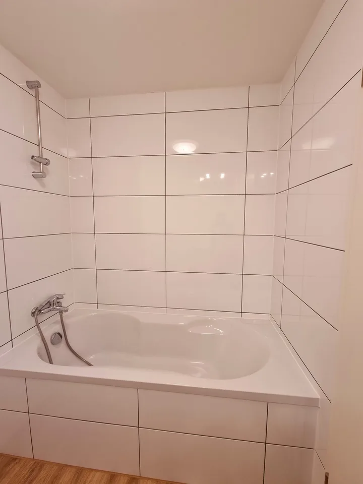 Helle, renovierte 3.5-Zimmer-Wohnung mit Balkon in Münchenstein – Foto 22 von 23