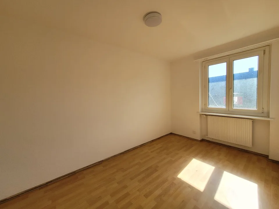 Bright 4-room apartment with balcony in Gerlafingen – available from October 2026 – photo 4 of 6