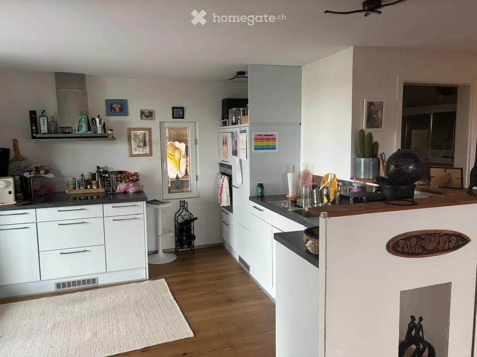 Moderne 3.5-Zimmer-Wohnung in ruhiger Lage von Truttikon und mit einzigartiger Gartenanlage