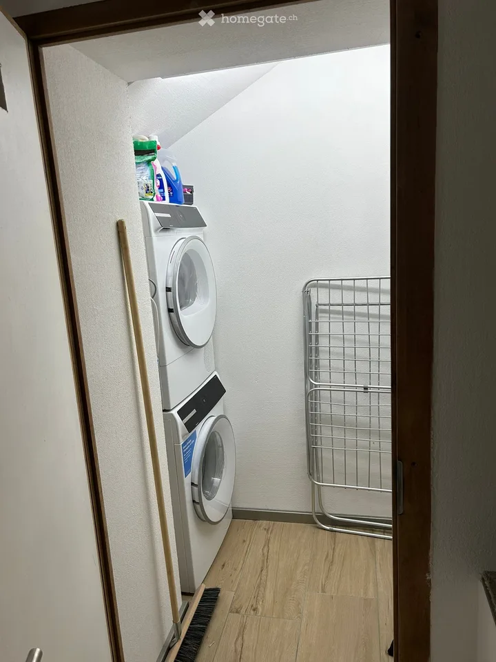 Moderne 3.5-Zimmer-Wohnung in ruhiger Lage von Truttikon und mit einzigartiger Gartenanlage