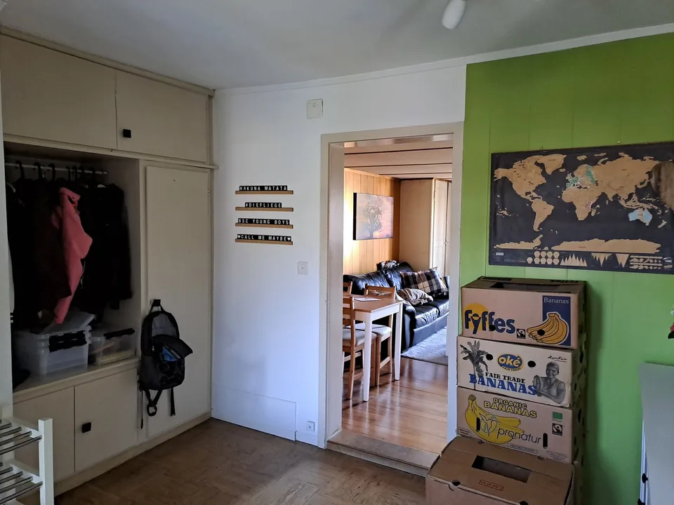 Appartement de 2,5 pièces dans un immeuble ancien avec balcon